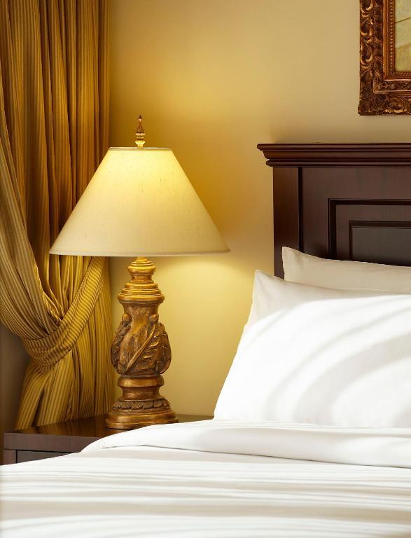 Al Sondos Suites By Le Meridien Dubai Room photo