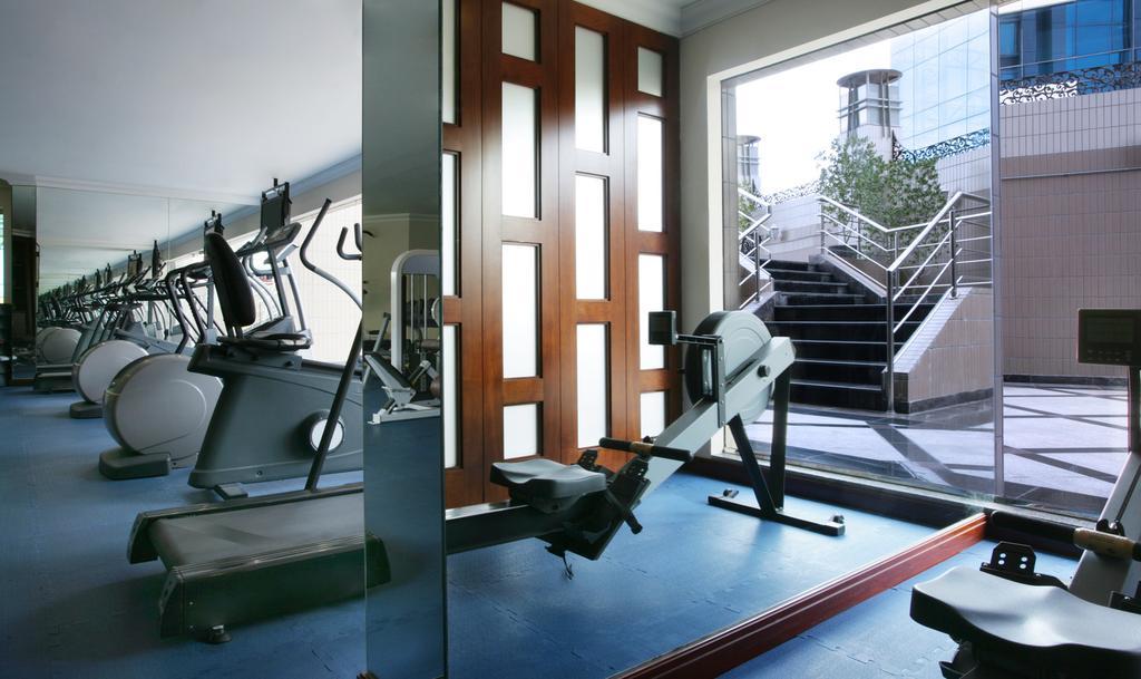 Al Sondos Suites By Le Meridien Dubai Exterior photo